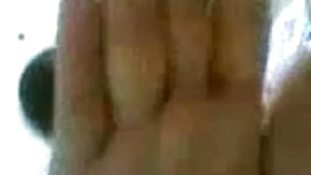 Bianca ઇંગ્લીશ સેક્સ વીડિયો ટ્રેનો તેના છિદ્ર