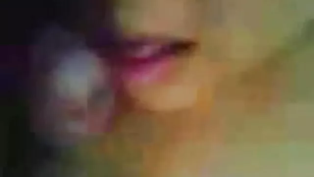 બ્રુનેટ્ટેસ અને asshole મજા હોય બીએફ સેક્સ છે કોચથી પર