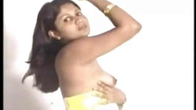 Amara Romani Fucks ગુજરાતી સેક્સ વાર્તાઓ ગાંડ