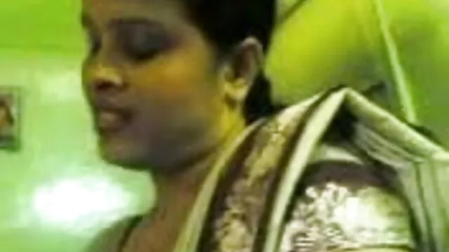 વિષયાસક્ત મસાજ જંગલ સેક્સ માટે mulattoes