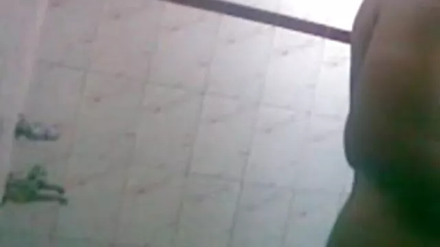 વિચિત્ર આ હોલીવુડ સેક્સ વીડિયો ફીણ