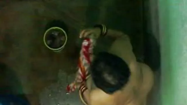 બ્લોન્ડી fucked પુરુષો દ્વારા આ પૂલ વીડીયો સેક્સ