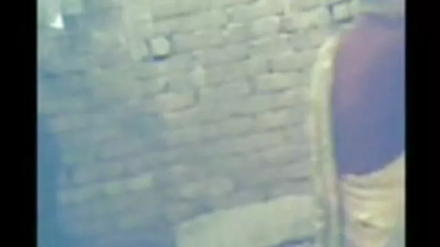 સેક્સી ફોન સેક્સ વીડિયો પગ એક મહિલા સફાઈ