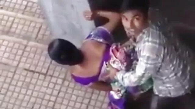 ગર્લફ્રેન્ડ લાલ સોફા હિન્દી સેક્સ વીડીયો