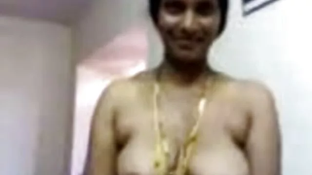 સેક્સી લિટલ લિટલ એનલ સેક્સ રેડ રાઇડિંગ હૂડ